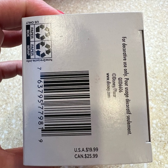 Buzz Lightyear and Sox 2022 Hallmark Ornament NEW - Picture 7 of 7